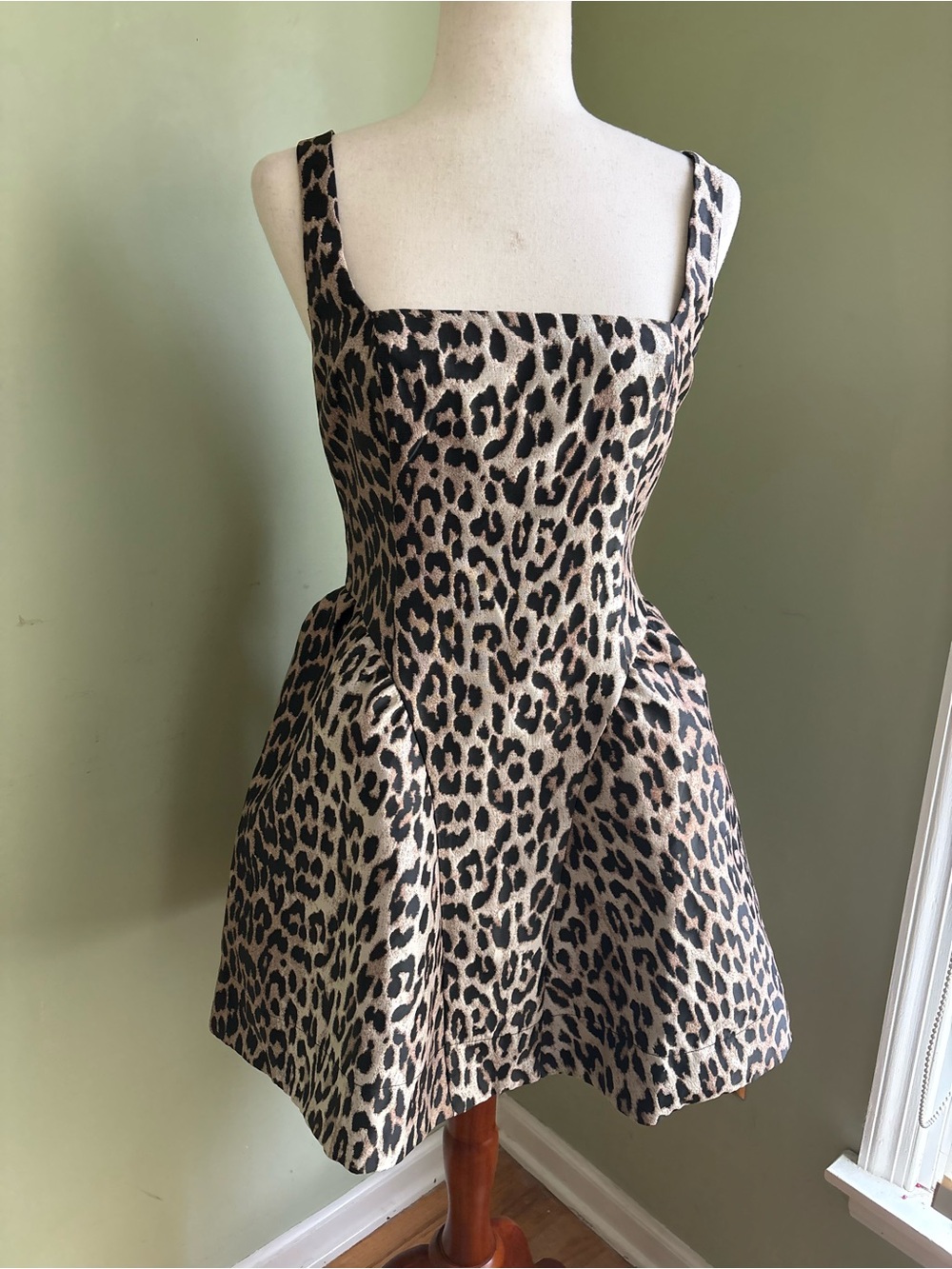 NWT Astr the Label Claudie Leopard Print Minidress Size Small. Retail 225 - Picture 2 of 16